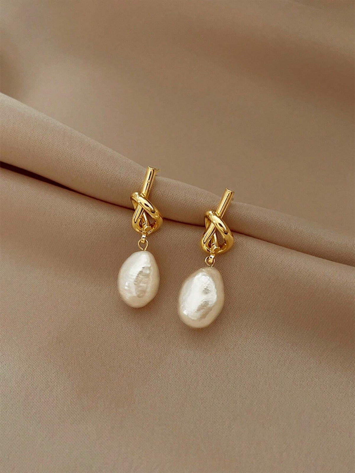 Pearl Earrings