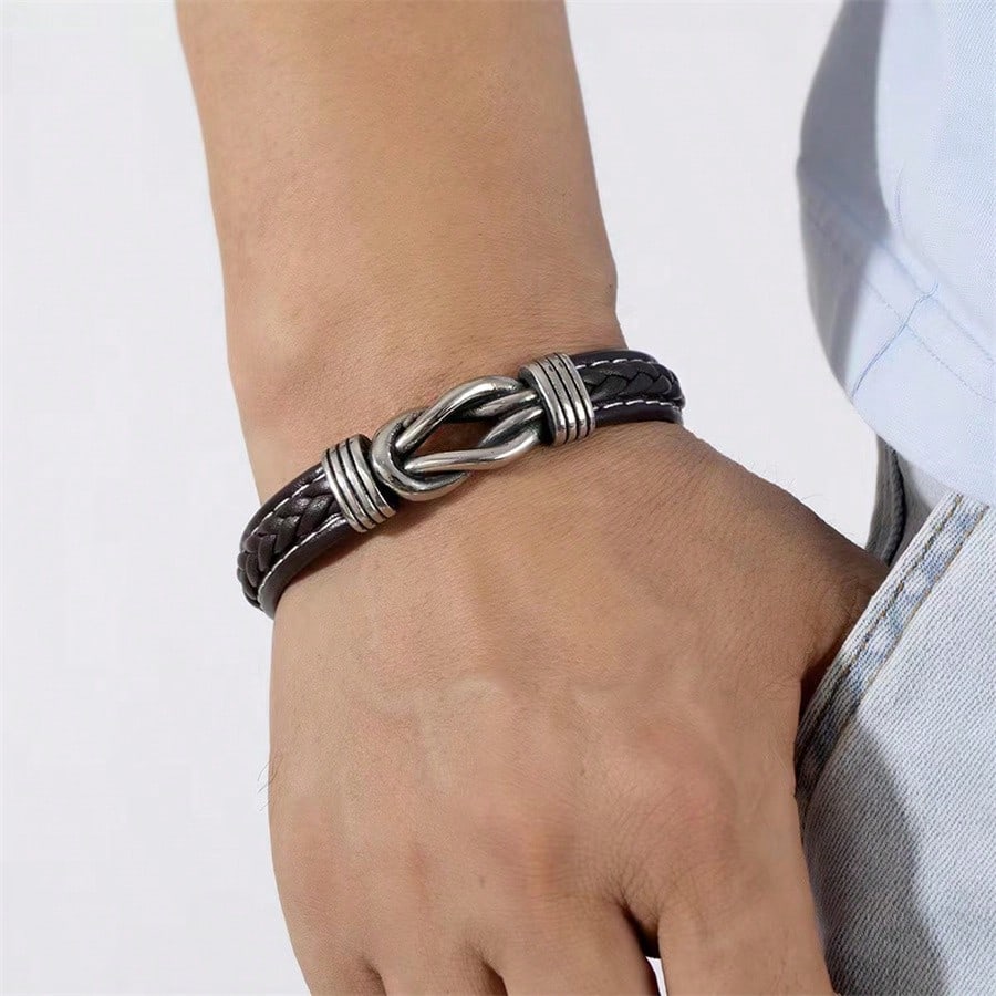 Fashion Accessories, Stylish Handmade European & American Punk Style Two-tone Pu Leather Bracelet For Men With Stainless Steel Magnetic Clasp