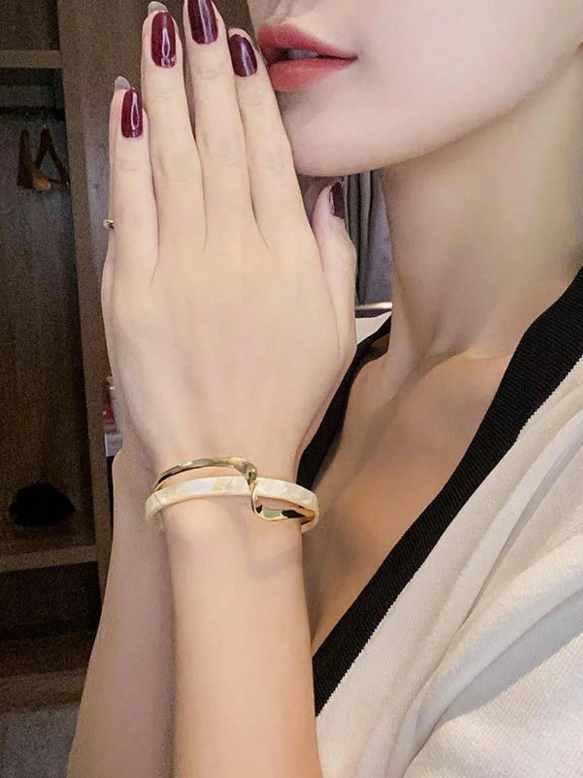 3pcs Set Luxury White Shell Plate Bracelet, Curved Metal Texture Bangle, Geometric Pattern Asymmetrical Vintage, Enamel Color Drop Oil Ring
