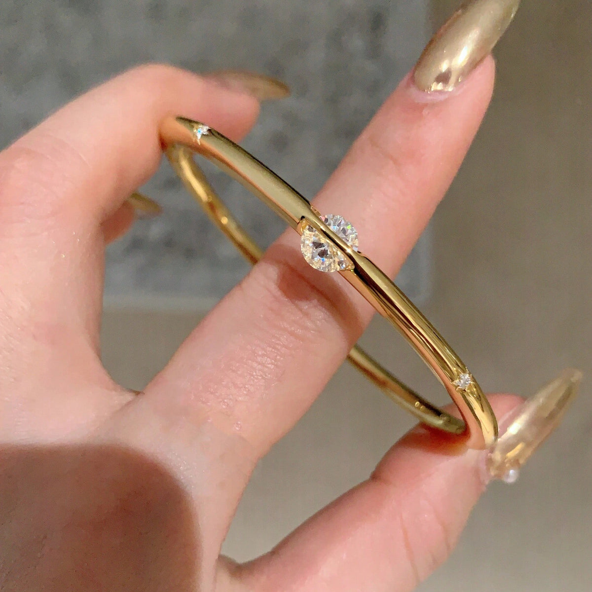 1pc Elegant Sparkling Gemstone Decorated Thin Bracelet