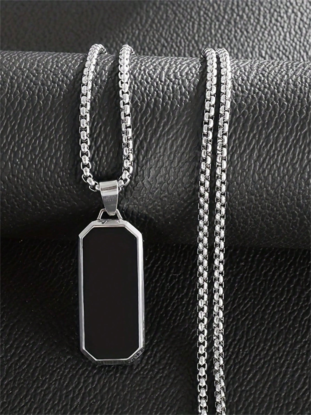 1PC High-Quality Stainless Steel Glossy Black Military Dog Tag Pendant Necklace For Men And Women Fashion Casual Jewelry Gift