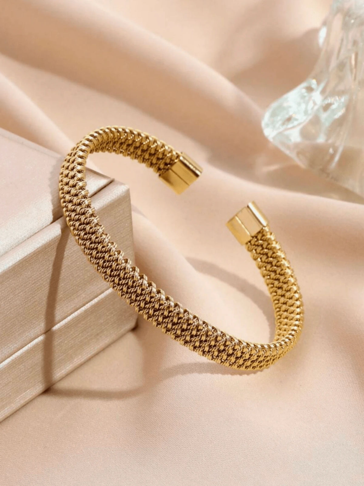 1pc Stainless Steel Couple Fashion Spider Web Open Cuff Bracelet, Luxury Jewelry Decoration For Daily Wear, Suitable As Birthday Gift For Friends, Classmates, Girls, Mothers, Lovers