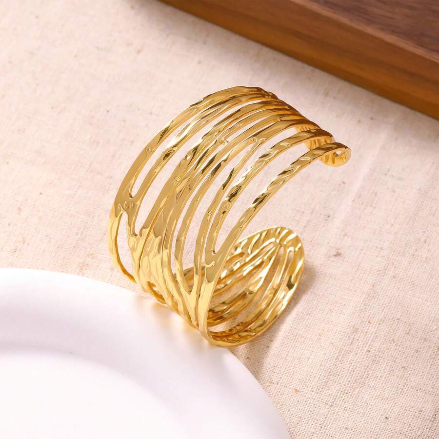 1pc Exaggerated 304 Stainless Steel Women's Bracelet, Asymmetrical Geometric Line , Gold Tone Adjustable Size,