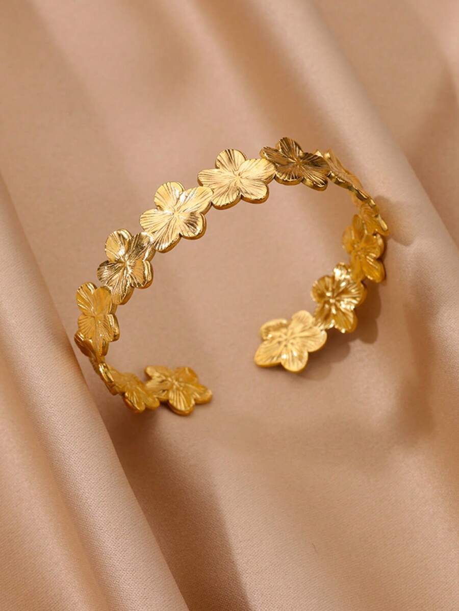 1pc Vintage Floral Bracelet, Women's Gold Stainless Steel Geometric Flower Bracelet, Christmas Accessory, Party Gift, Valentine's Day, Mother's Day Gift
