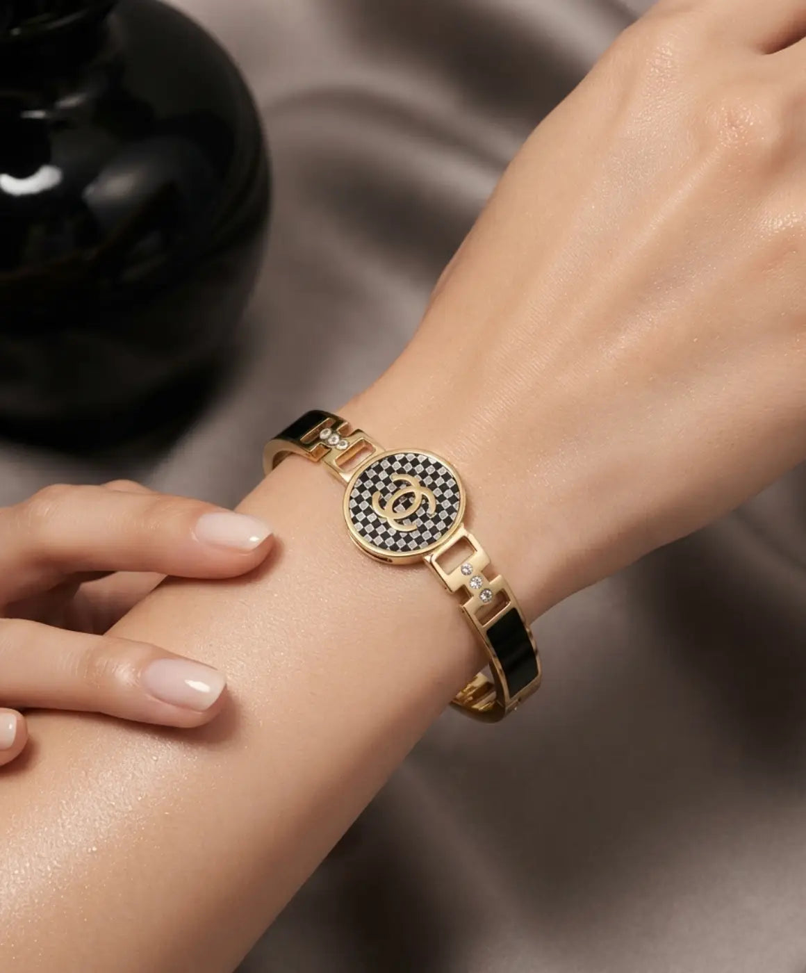 Black and Gold Crystal Cuff Bracelet for Women – Elegant Statement Jewelry