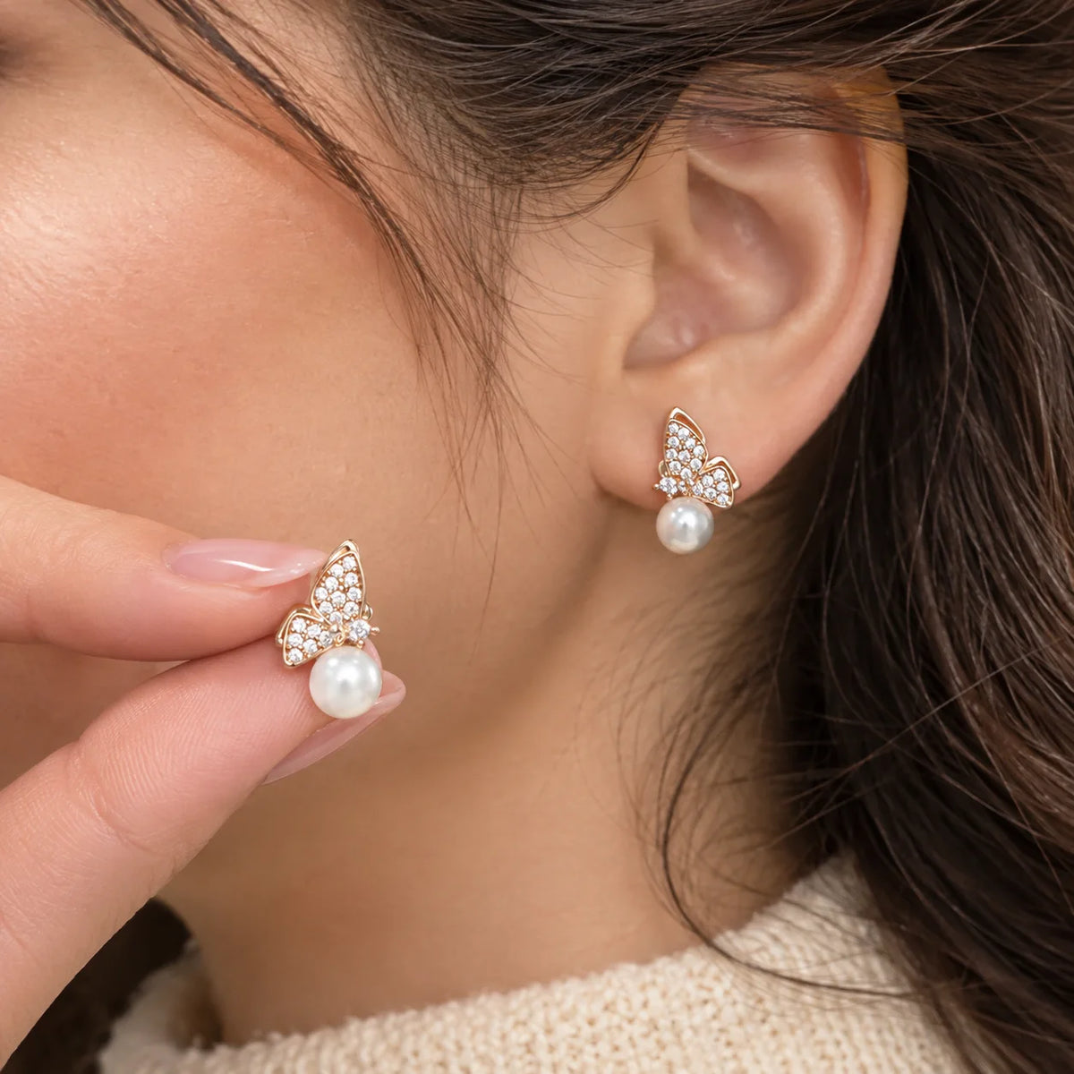 Gold butterfly pearl earrings for girls