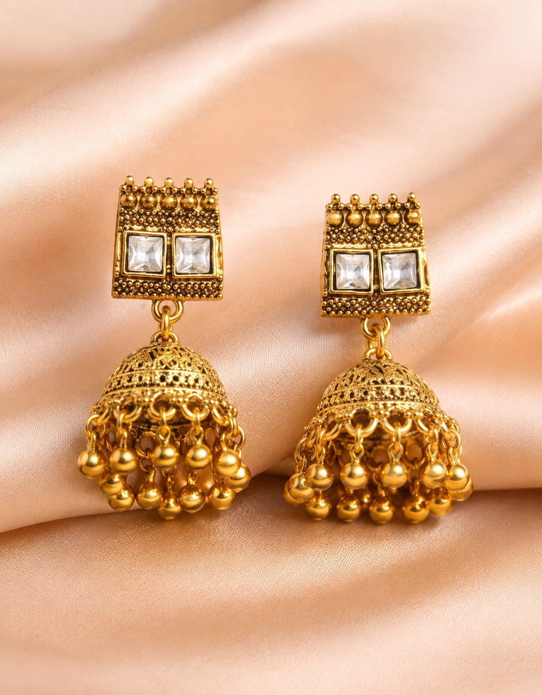 Traditional Gold-Tone Kundan Style Necklace Set with Jhumka Earrings