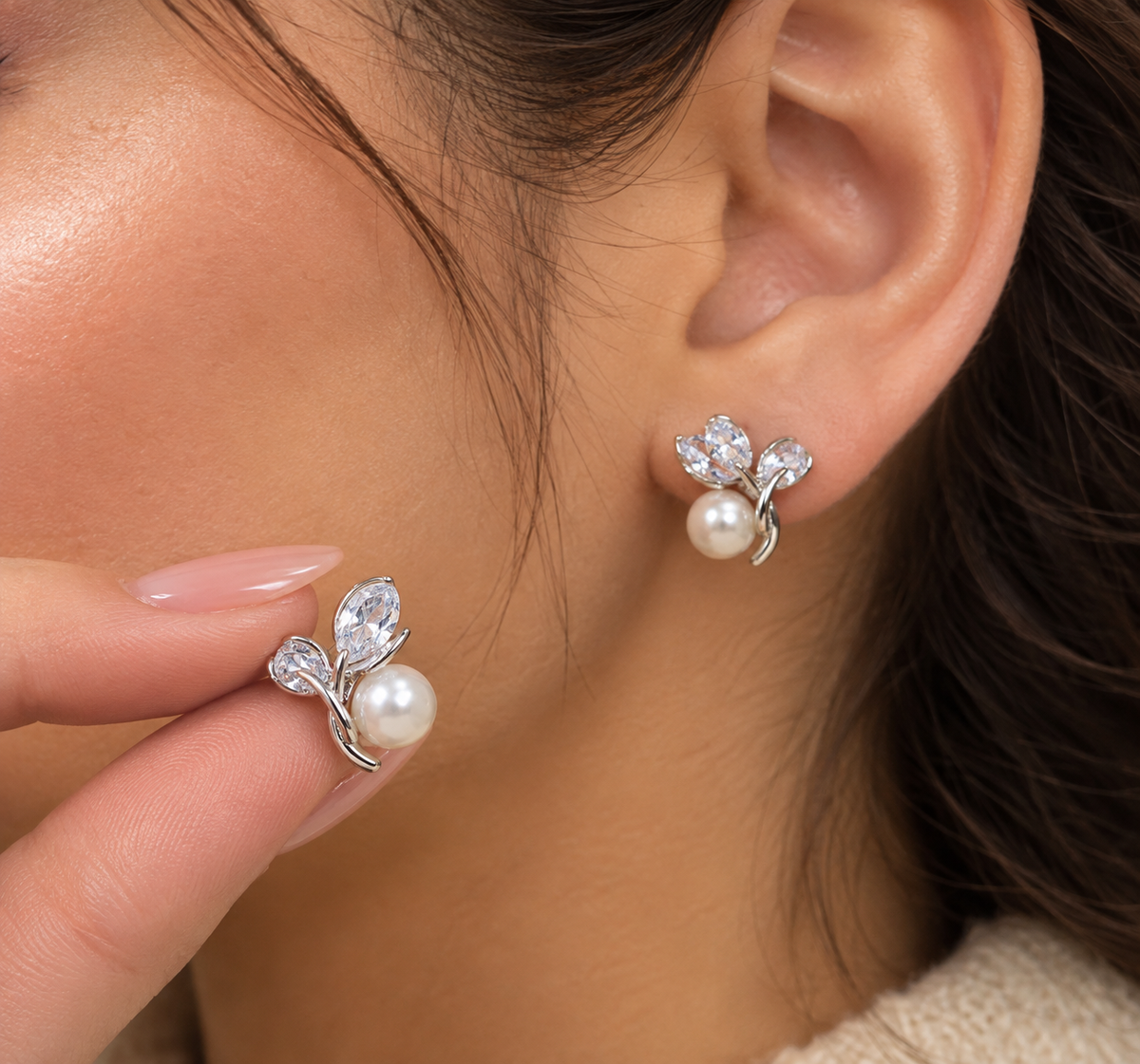 Crystal butterfly stud earrings with pearls