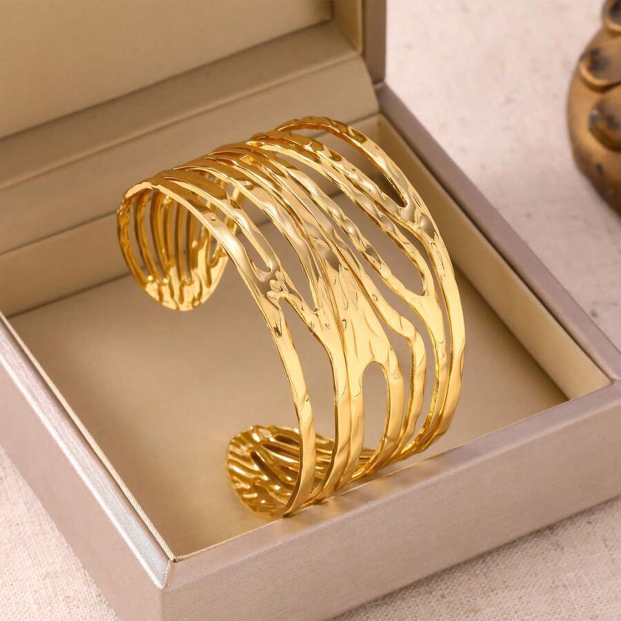 1pc Exaggerated 304 Stainless Steel Women's Bracelet, Asymmetrical Geometric Line , Gold Tone Adjustable Size,