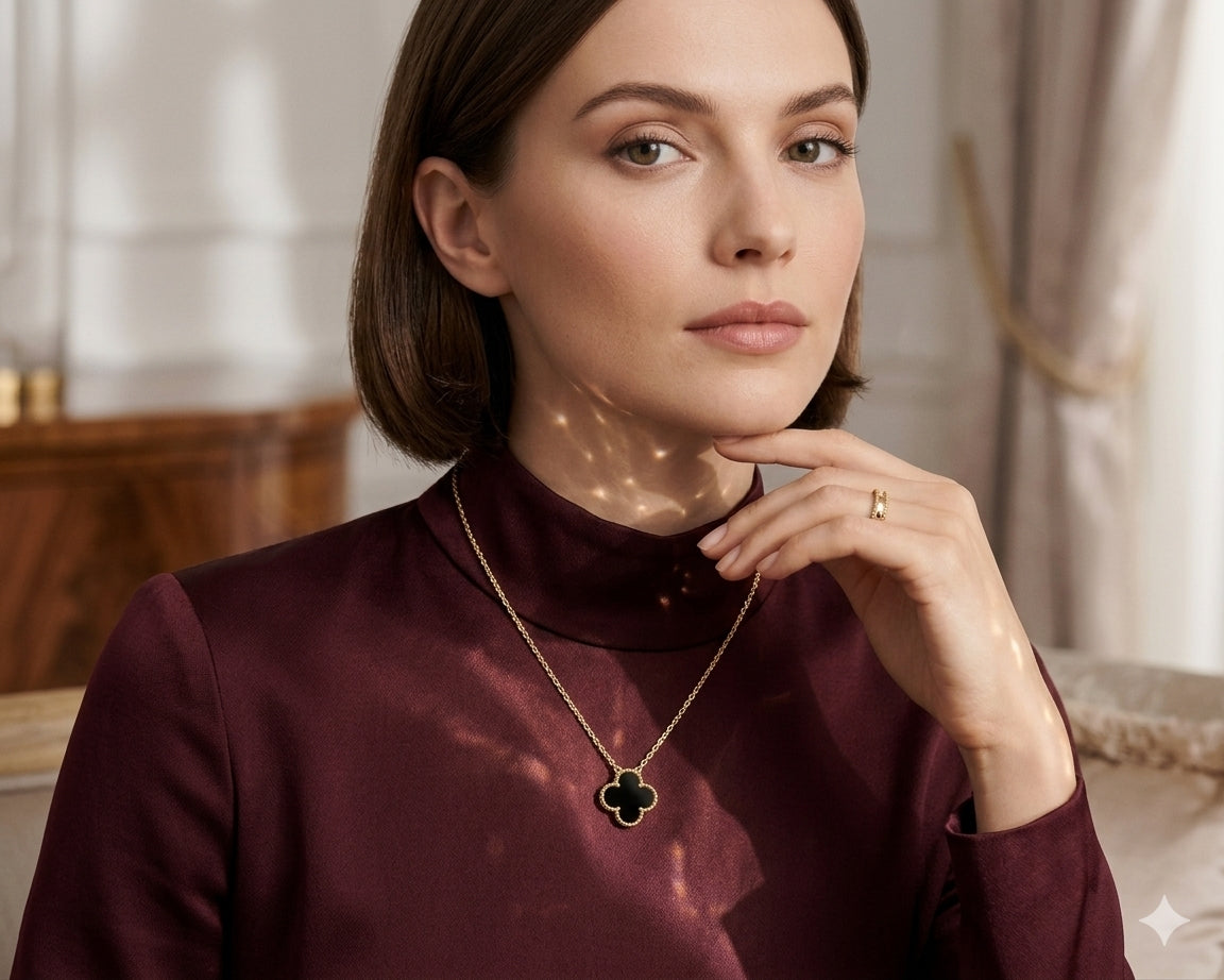 Lucky Four-Leaf Black Clover Pendant Minimalist Gold Chain Necklace