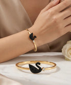 Black Swan Charm Bracelet for Women – Gold-Tone Pearl Detail Jewelry