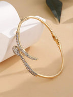 1pc Snake-Shaped Crystal Bangle Bracelet - Serpentine Design With Sparkling Crystals - Chic Accessory For Elegant