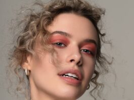 Bombshell Beauty Products That Changes Your Look in Seconds