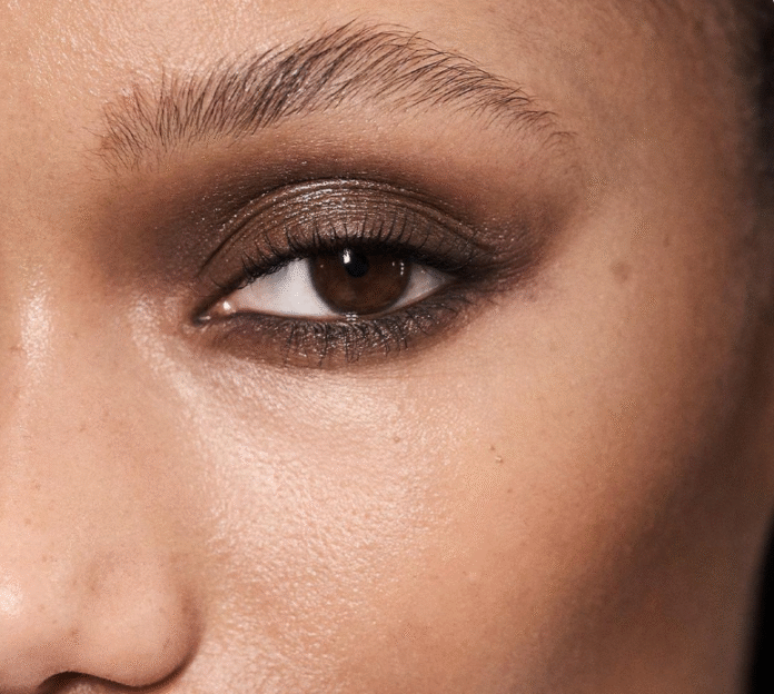Tricks to Define Your Cheekbones