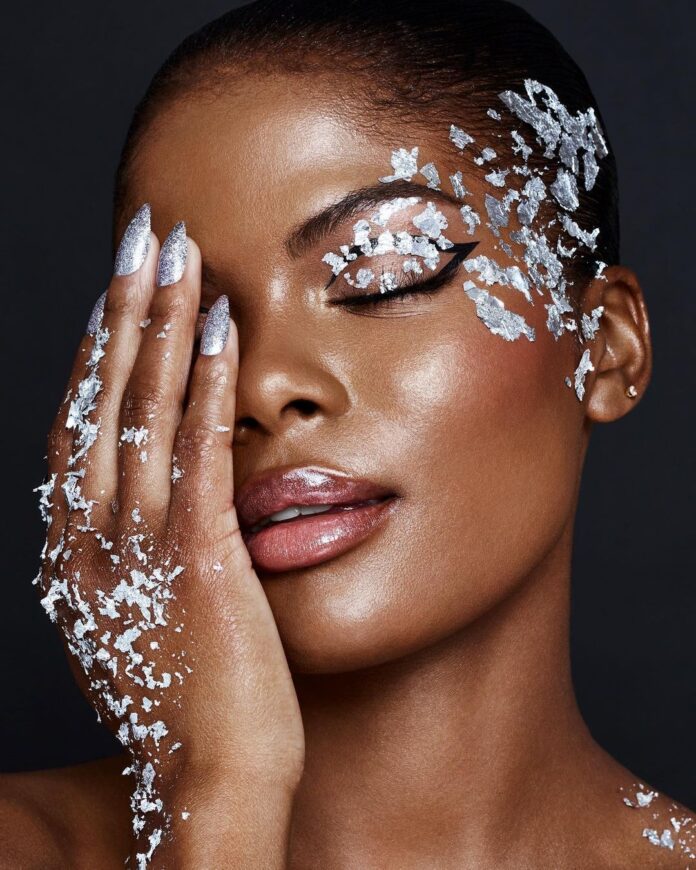 Toss Your Bronzer and Use These 21 Luminizers Instead