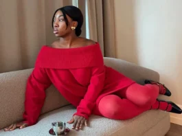 These Shoes Go Best With a Red Dress, and I Have the Pics to Prove It what color shoes to wear with a red dress