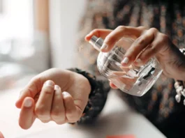 The 24 Best '90s Perfumes That Totally Smell Like Teen Spirit