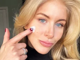 I Tried This Popular, Derm-Backed Moisturizer, and Now My Pores Are Virtually Unnoticeable