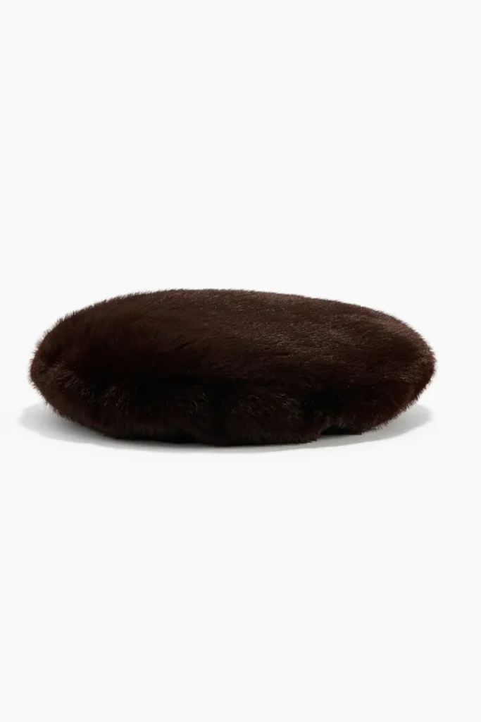 H&M
Beret - Dark Brown