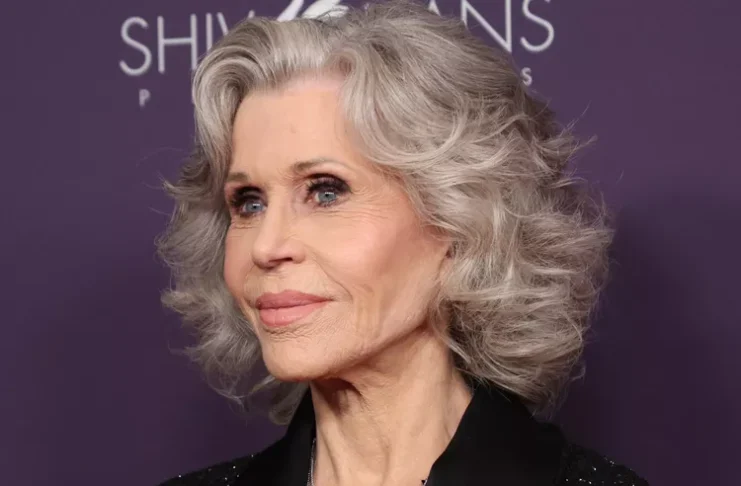 I'm Not Over How Good Jane Fonda Looks at 88, So I'm Buying Her 8 Go-To Products From $8