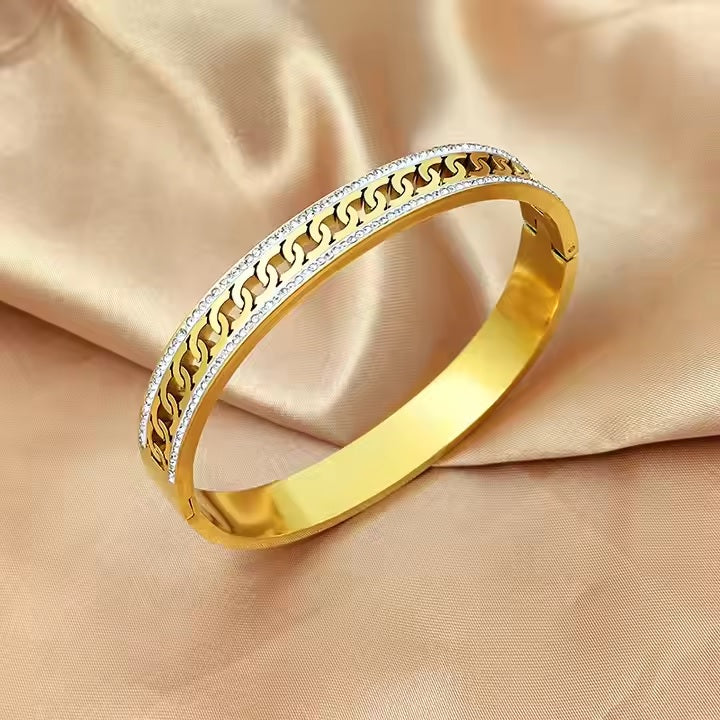 Elegant Women’s Cuban Link Bangle with Double Zircon Diamond Design