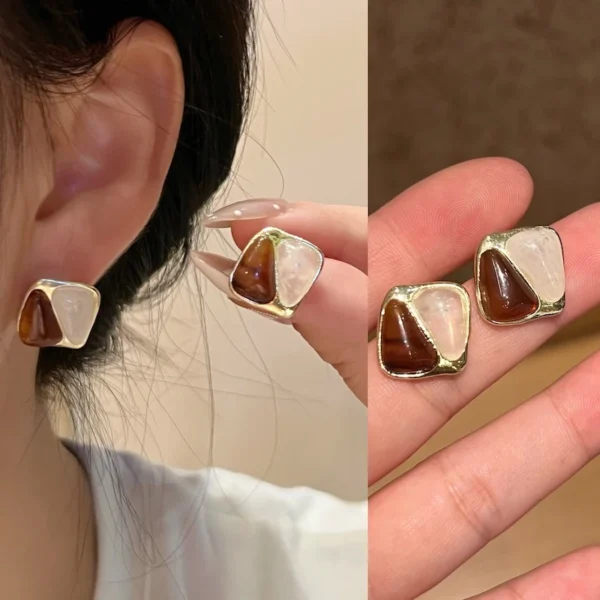 Elegant caramel resin gold tone stud earrings for women