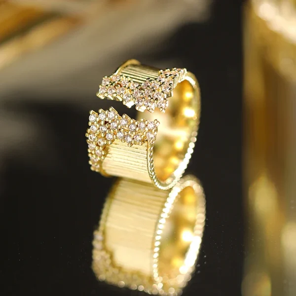 Sparkling CZ Ring