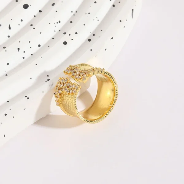 Trendy Cubic Zirconia Ring
