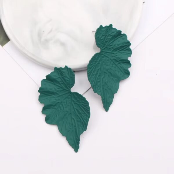 Stylish Korean leaf drop earrings for women personality jewelry