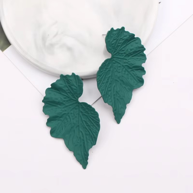 Stylish Korean leaf drop earrings for women personality jewelry