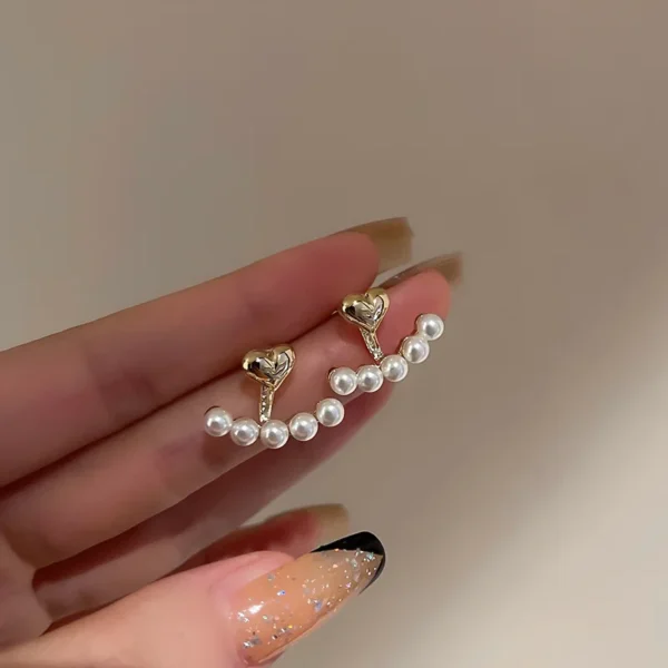 Trendy heart stud earrings women's fashion jewelry