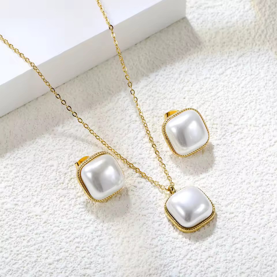 Modern Square Design Pearl Jewelry Set Gold Plated Elegant Earrings and Necklace Combo