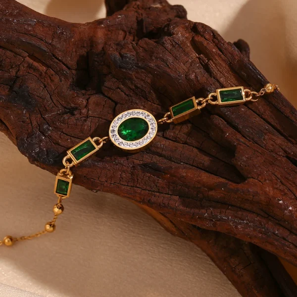 Elegant green stone bracelet close-up