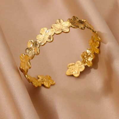 1PC Vintage Gold Stainless Steel Floral Cuff Bracelet for Women