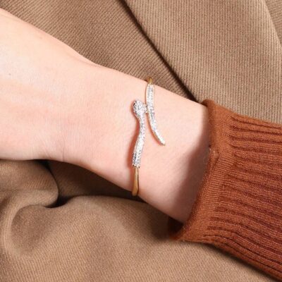 Gold Snake Crystal Bracelet Close Up