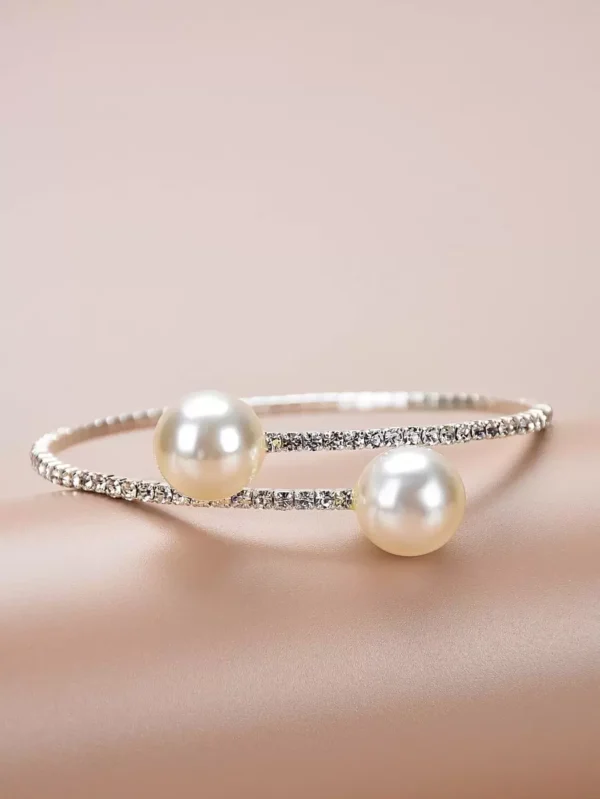 Luxury pearl fashion bracelet