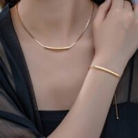 Gold Tone Copper Geometric Necklace & Bracelet Set